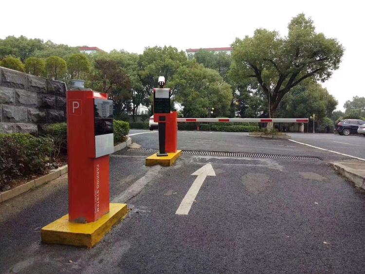 ���uͣ܇�����l���b